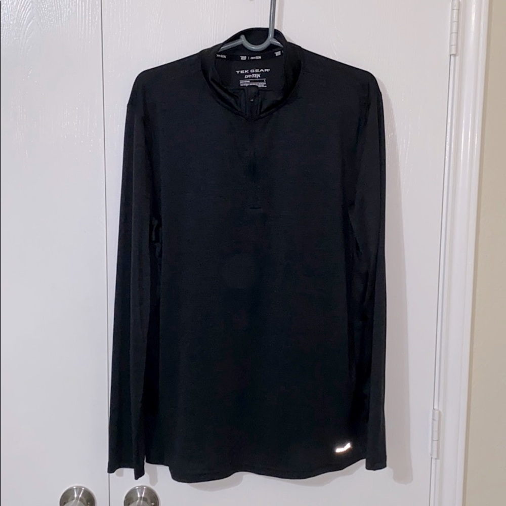 NWOT Men’s TEK Gear active lightweight sweater